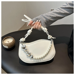 Women PU Leather Hobo Bag Heart Metal Artificial Pearl Chain Shoulder Bag Fashion Knotted Underarm Bag Solid Color Small Saddle Bag