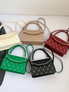 Women PU Leather Crossbody Bag Quilted Heart Embroidery Scalloped Wave Flap Small Square Handbag With Top Handle