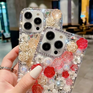 Luxus-Handyhülle mit Strasssteinen und 3D-Resin-Rosen für iPhone-Modelle