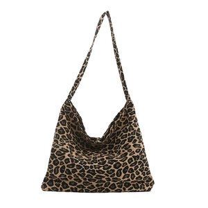 Fashionable leopard print canvas tote bag with large capacity and shoulder strap