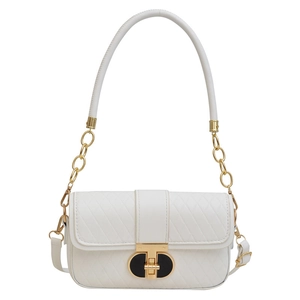 Weiße gesteppte Schultertasche mit goldenem T-Verschluss und elegantem Zylindergriff