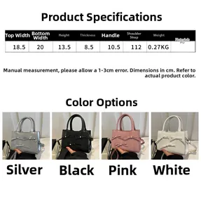 Specifiche dettagliate sulle dimensioni della borsa lucida con fiocco in argento, rosa, nero