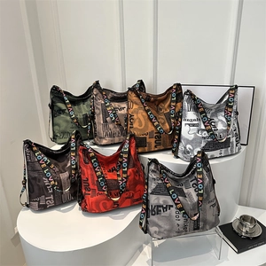 Sac À Épaule Hobo En Toile Imprimé Journal Avec Large Bandoulière Lettres LOVE Grande Capacité Sac À Main Vintage Pour Femme