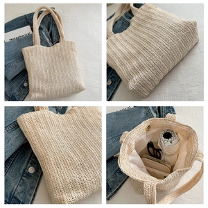Dettaglio macro della borsa tote intrecciata beige con trama e chiusura magnetica interna