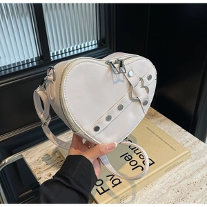 Women Heart Shaped Crossbody Bag PU Leather Heart Buckle Rivet Shoulder Bag Fashion Trendy Minimalist Small Messenger Bag