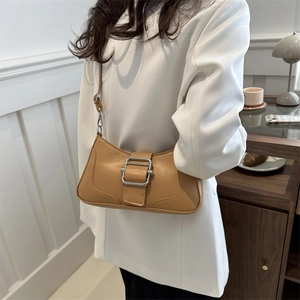 Sac baguette chic en cuir PU kaki avec boucle argentée élégante pour femmes modernes