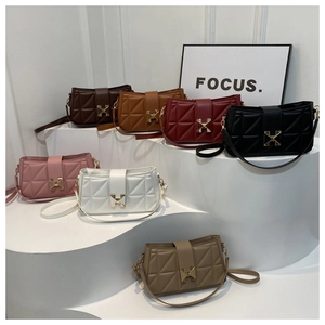 Quilted crossbody bag for women with X-shaped metal buckle in seven modern colors