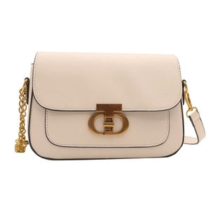 Sac à bandoulière beige en cuir avec boucle en métal doré et bandoulière chaîne