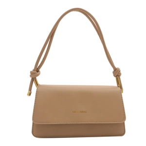 Minimalistische beige Umhängetasche mit dekorativem Knotengurt und goldenen Beschlägen