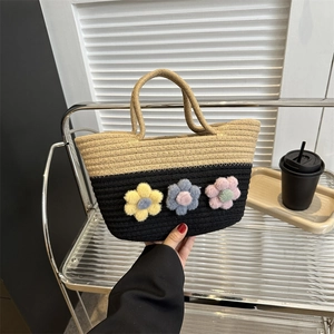 Sac fourre-tout tissé contrasté avec fleurs colorées et poignées pour femmes