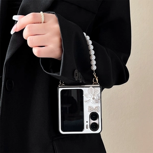 Luxury Folding Phone Case For Huawei Pocket 2 OPPO Find N2 Flip With Artificial Pearl Chain Hand Strap Rhinestone Bow Flower Decor PC Leather Texture Shockproof