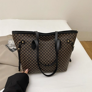 Retro print tote bag with large capacity brown geometric patterns and black leather straps