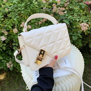 Sac À Épaule Matelassé En Cuir PU Pour Femmes Sac À Main Carré Rétro Avec Fermoir Métallique Mode