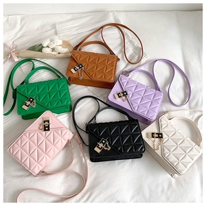 Detailed collection of quilted crossbody bags in six colors with gold chain straps