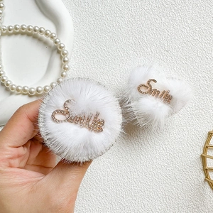 White plush heart and round phone grip set with sparkling crystal Smile emblem