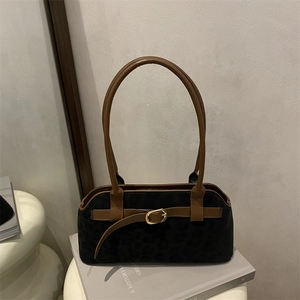 Retro leopard print shoulder bag with brown leather trim and golden oval buckle detail