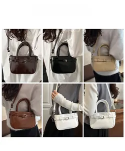 Présentation de sacs à bandoulière rétro en cuir PU en cinq coloris tendance