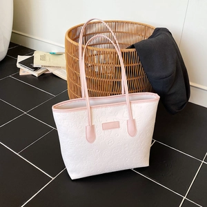 Women PU Leather Tote Bag Large Capacity Embossed Cartoon Pattern Contrast Trim Fashion Shoulder Handbag Commute Casual