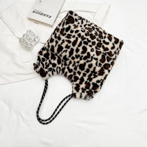 Sac fourre-tout minimaliste en peluche à imprimé léopard avec anses en corde pour femmes