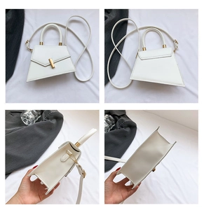 Détails du sac à main trapèze blanc en PU sous quatre angles avec fermoir métallique doré