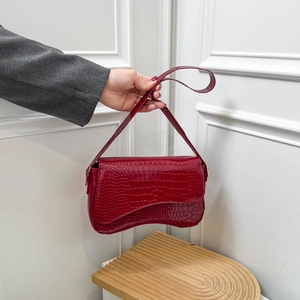 Elegant red crocodile pattern rectangular crossbody bag with handle for daily commute