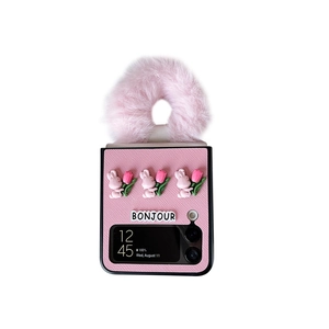 Custodia rosa Samsung Galaxy Z Flip con manico in peluche e decorazioni coniglietto 3D