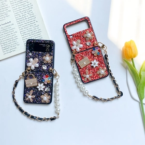 Glitter folding phone case for Z Flip with pearl flowers and metal chain strap