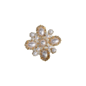 Luxurious rhinestone pearl phone socket grip with elegant vintage gold cross design