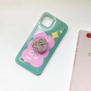 Custodia iPhone verde menta con supporto per orsetto in strass e motivo a nuvola