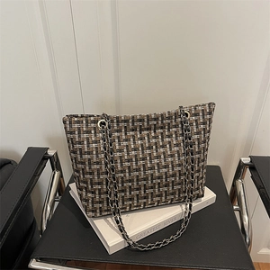 Women Tweed Woven Tote Bag Large Capacity Retro Plaid Shoulder Handbag With Chain Strap For Commuting