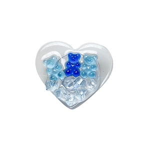 Cute heart-shaped phone grip featuring blue gummy bears and ice crystal resin decor