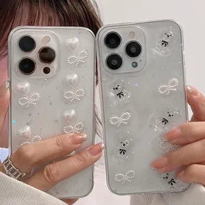 Coque iPhone 16 15 avec ours en résine 3D et cœur en perles au fini pailleté