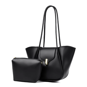 Ensemble sac cabas en cuir noir et pochette zippée avec fermoir doré pour l'automne