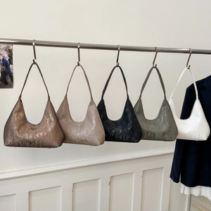 Minimalist Sophisticated Retro Hobo Underarm Bag Metallic Textured PU Leather Half Moon Crescent Shoulder Bag For Women