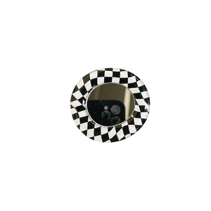 Checkerboard pattern round phone socket grip with integrated mirror for makeup