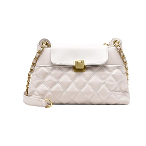 Sac à bandoulière rose pâle matelassé avec motif losange et chaîne dorée