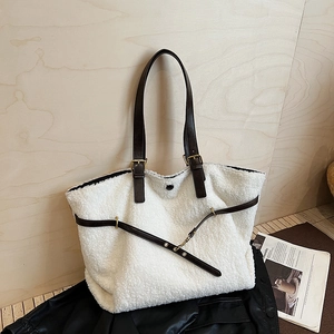 Women Lamb Wool Tote Bag Large Capacity Teddy Fleece Shoulder Handbag Winter Casual Fashion With PU Straps