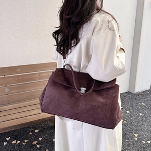 Retro burgundy suede shoulder bag with silver buckle flap closure for autumn fashion