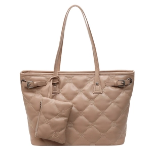 Grand sac cabas beige matelassé avec surpiqûres en losange et petit sac assorti