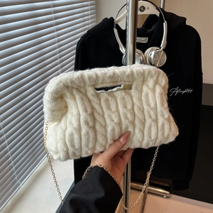 Women Cable Knit Handbag Cloud Bag With Metal Chain Strap Shoulder Crossbody Autumn Winter Soft Texture Fashion Casual