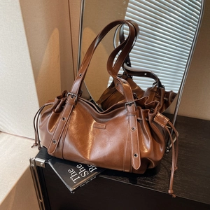 Sac À Épaule Femme Grande Capacité Cuir PU Brillant Cordon Boucle Magnétique Rétro Mode Coréenne Sac Cabas