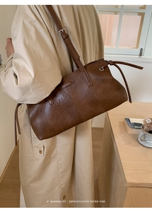 Minimalist retro brown PU leather shoulder bag with fine texture and vertical stitching