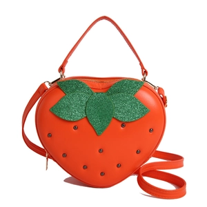 Sac à main créatif en forme de fraise en cuir rouge orangé avec des feuilles vertes pailletées