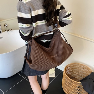 Brown checkered hobo shoulder bag with large capacity for daily commuting wear