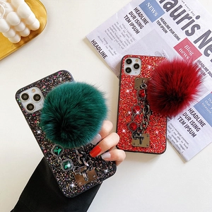 Luxury Shimmer Phone Case With Faux Fur Pom-pom Bracelet Metal Heart Gem Chain Strap Glitter Protective Cover For Women