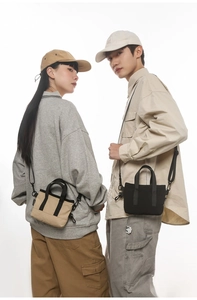 Mini borse tote a tracolla in kaki e nero con cinghie rimovibili per uso casual