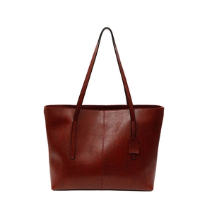 Retro deep red brown leather tote bag with bear charm and large capacity for commuting