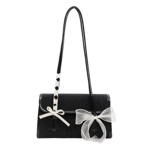Borsa a spalla nera testurizzata con fiocco in organza e stile vintage francese