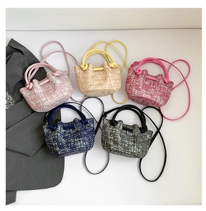 Mini woven bucket bags in five colors with round handles and detachable shoulder straps