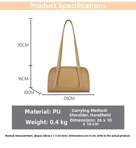 Vista dettagliata della borsa a spalla in pelle PU cammello con misure 26x16x10cm e info
